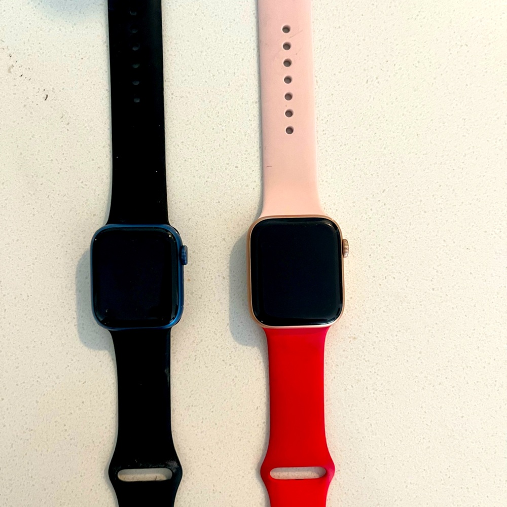 Apple Watch series 7 and Apple Watch series 4